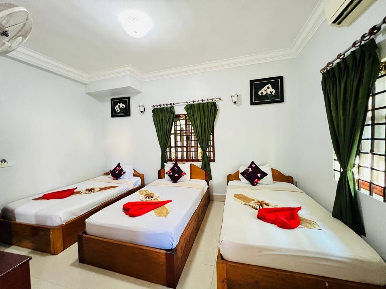 Golden Papaya Guesthouse Siem Reap Exterior foto